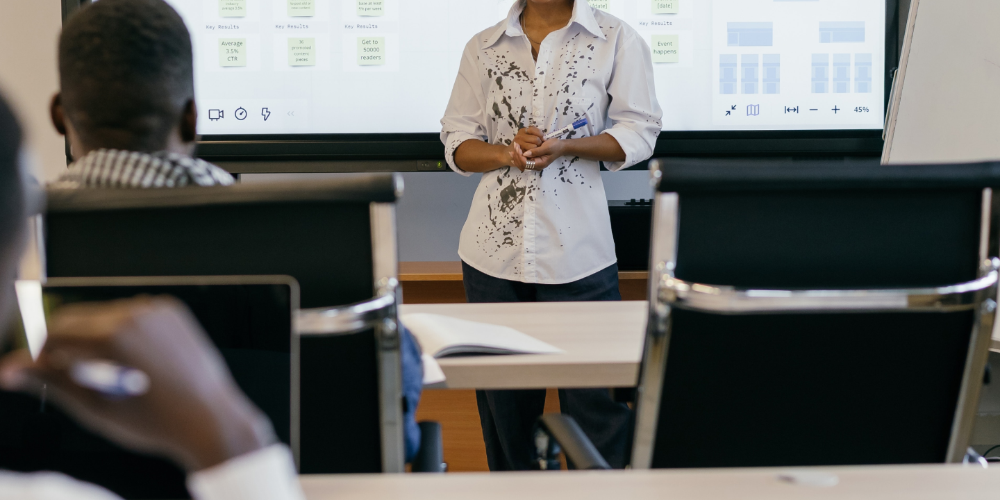 Unleash Your Business Potential with Cutting-Edge Solutions and Insights from Data.